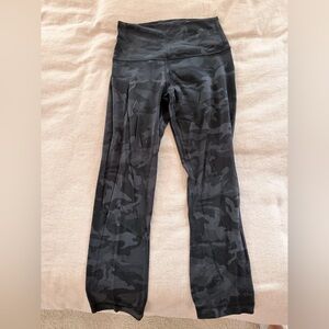 Lululemon Align Crop - camo